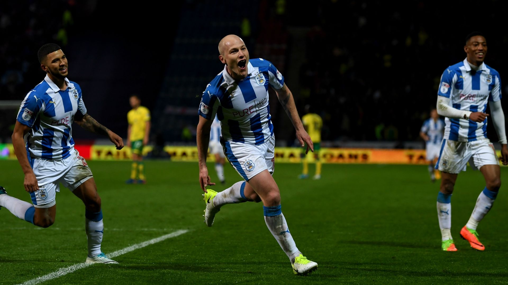 Aaron Mooy Huddersfield Town v Norwich City Championship 05042017