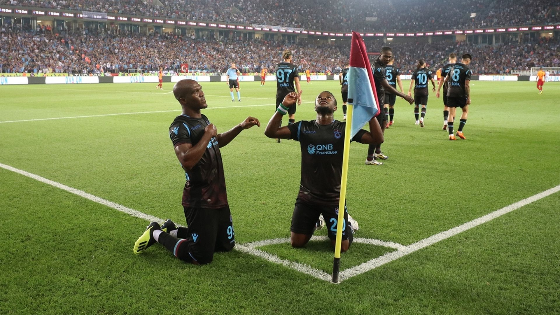 Anthony Nwakaeme Ogenyi Onazi Trabzonspor 912018