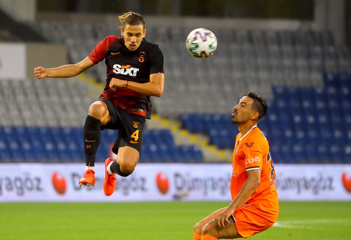 Taylan Antalyali Irfan Can Kahveci Basaksehir Galatasaray 09/20/20