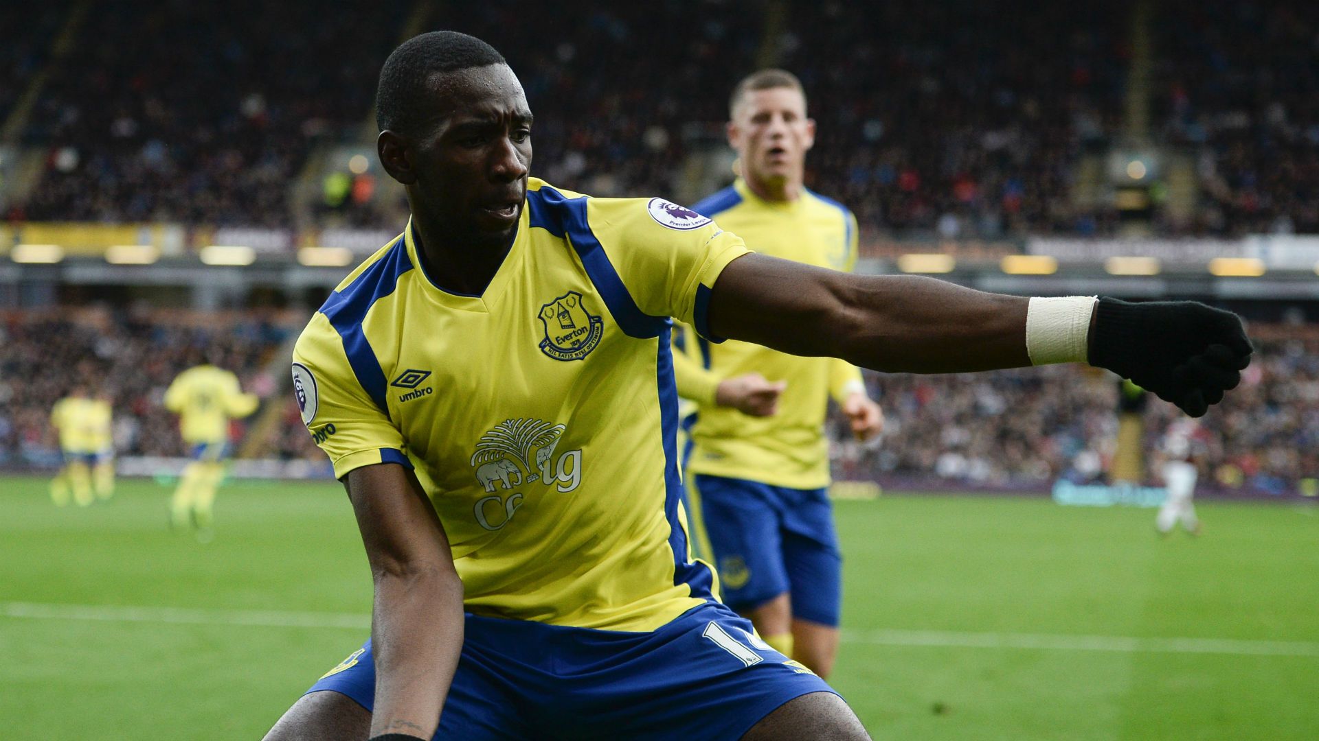 Yannick Bolasie Premier League Burnley v Everton 221016
