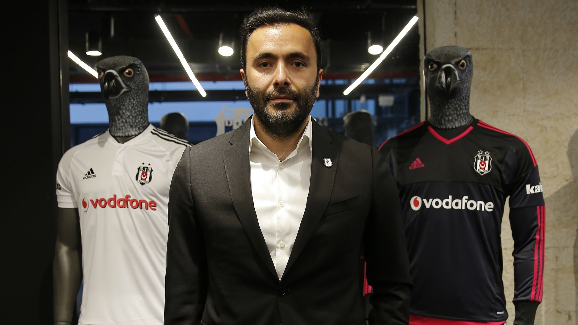 Emre Kocadag Besiktas 11212019