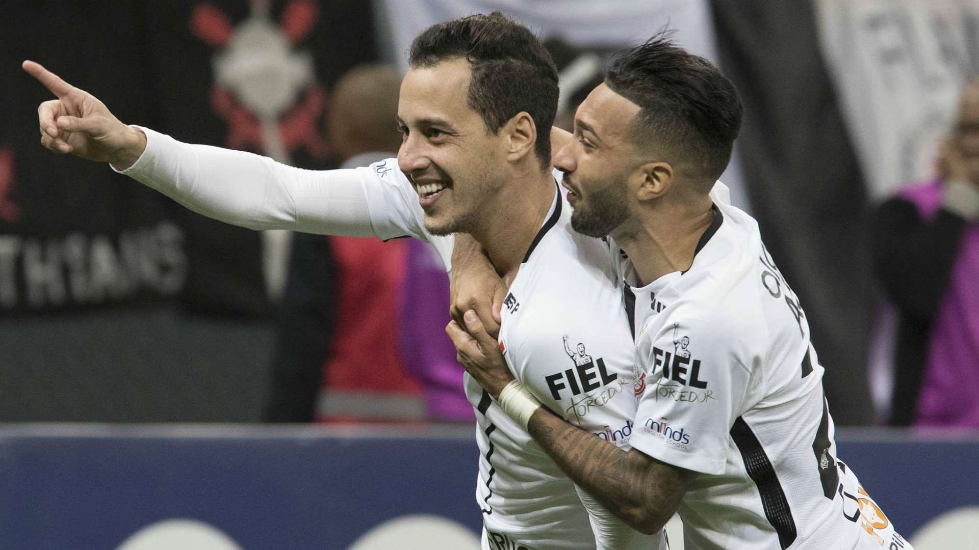 Rodriguinho e Clayson - Corinthians - 5/08/2017