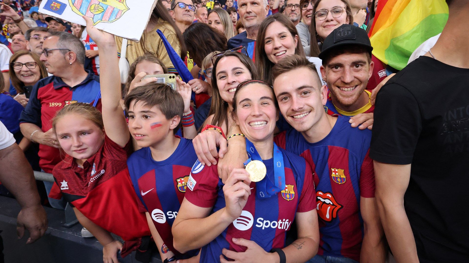 Mariona Caldentey Barcelona Women 2023-24