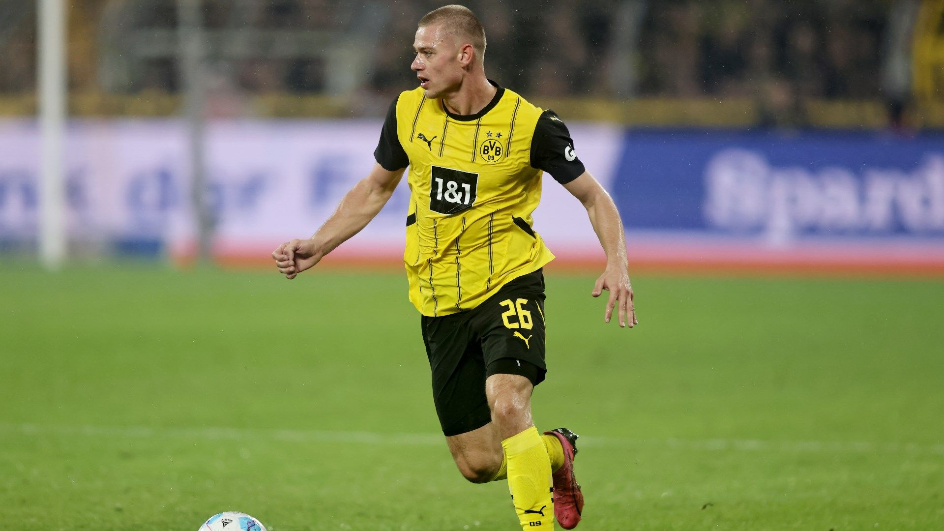 Julian Ryerson Borussia Dortmund 2024