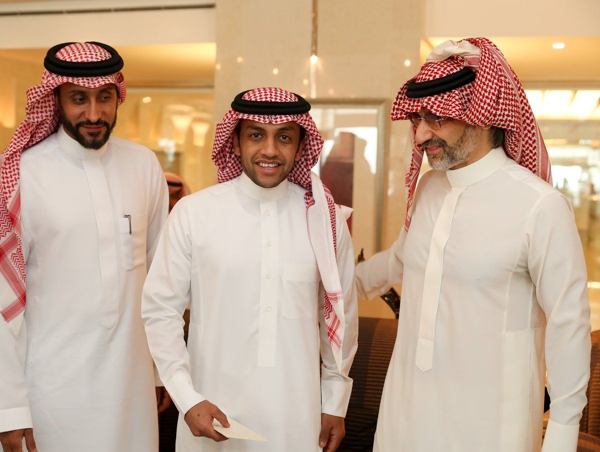 الهلال - الوليد بن طلال