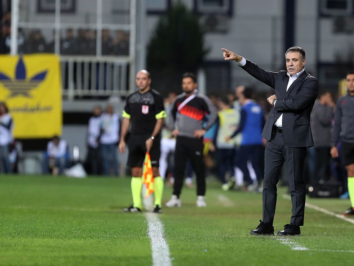 Ersun Yanal Goztepe Fenerbahce 11/30/19