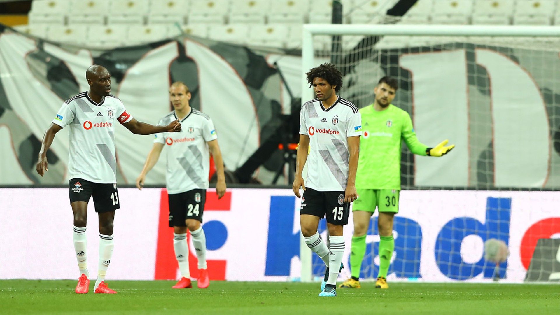 Besiktas v Antalyaspor 06132020