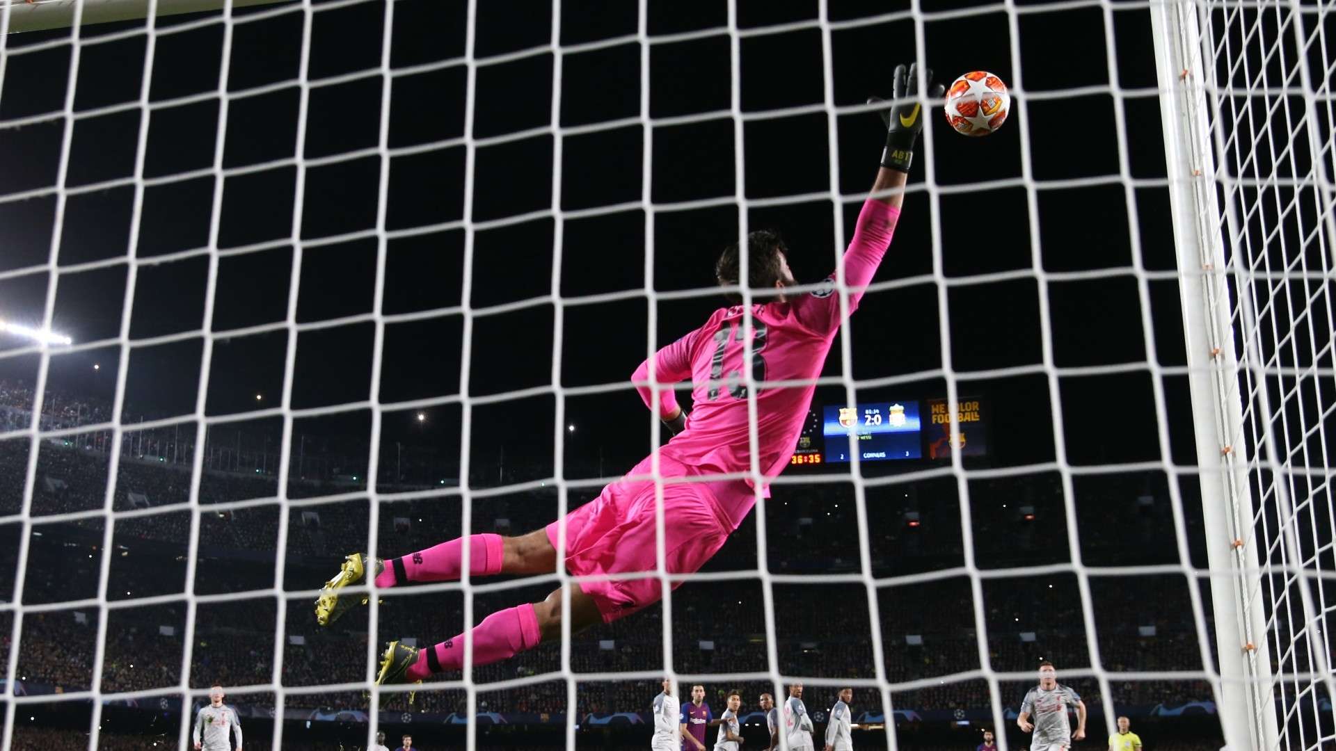 Alisson from Lionel Messi free-kick Barcelona vs Liverpool