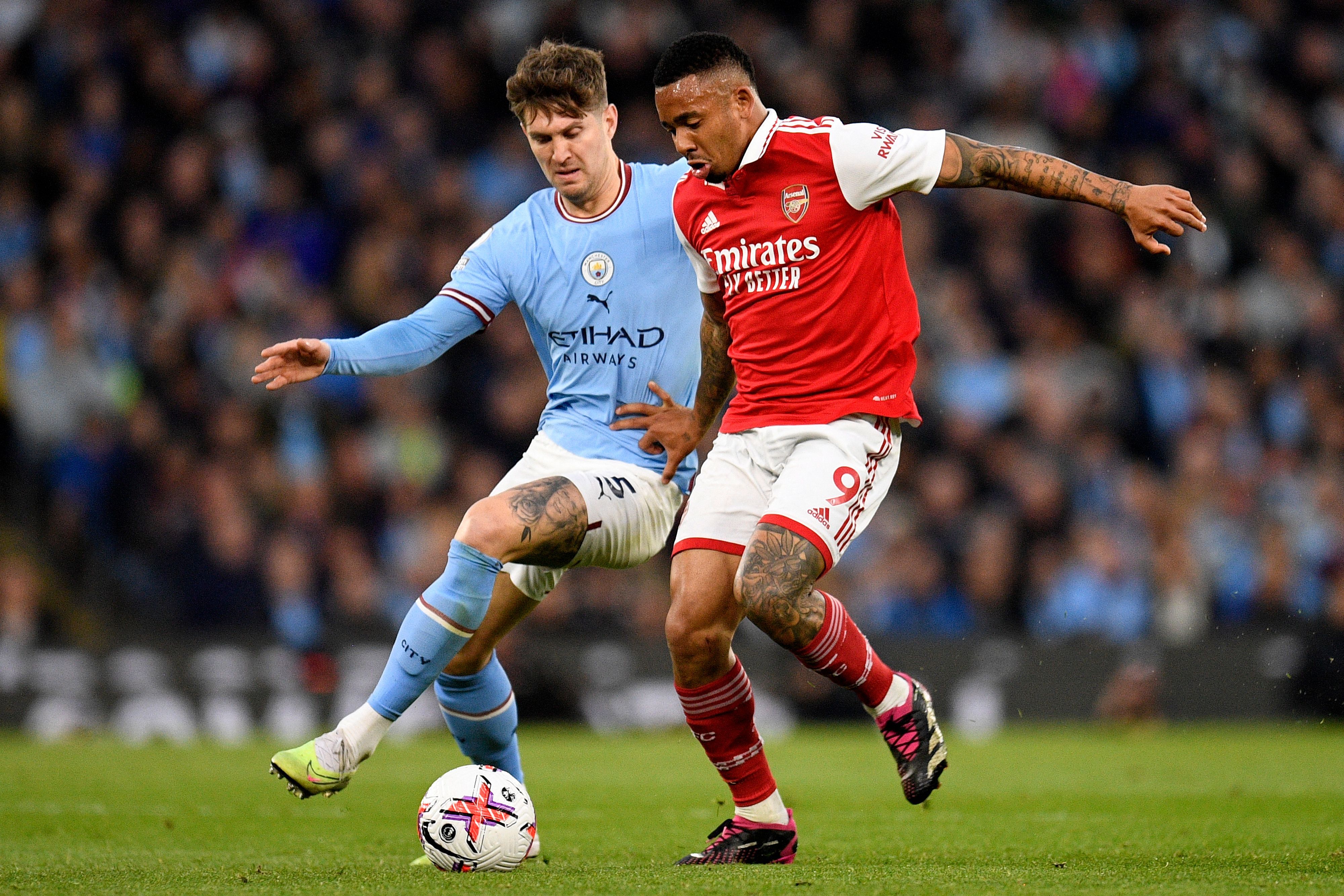 Man CIty vs Arsenal (not 1920x1080)