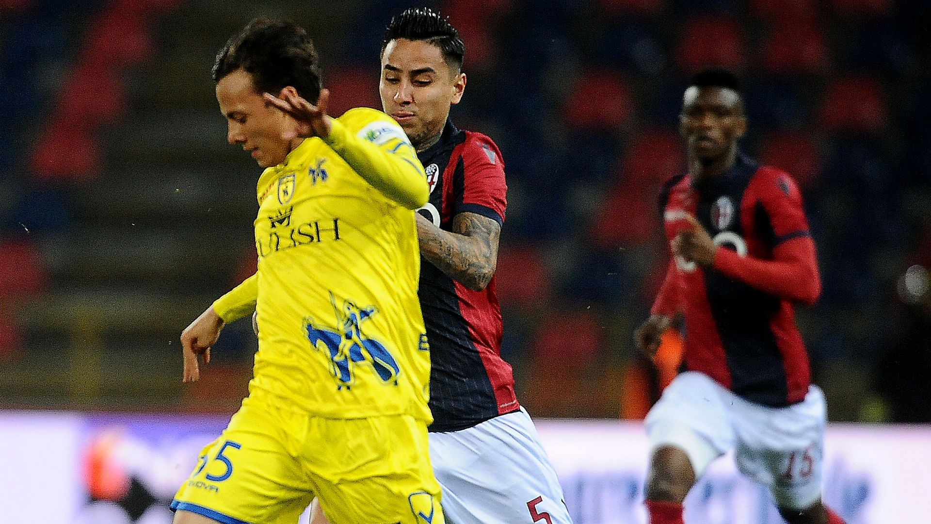 Erick Pulgar Emanuel Vignato Bologna Chievo