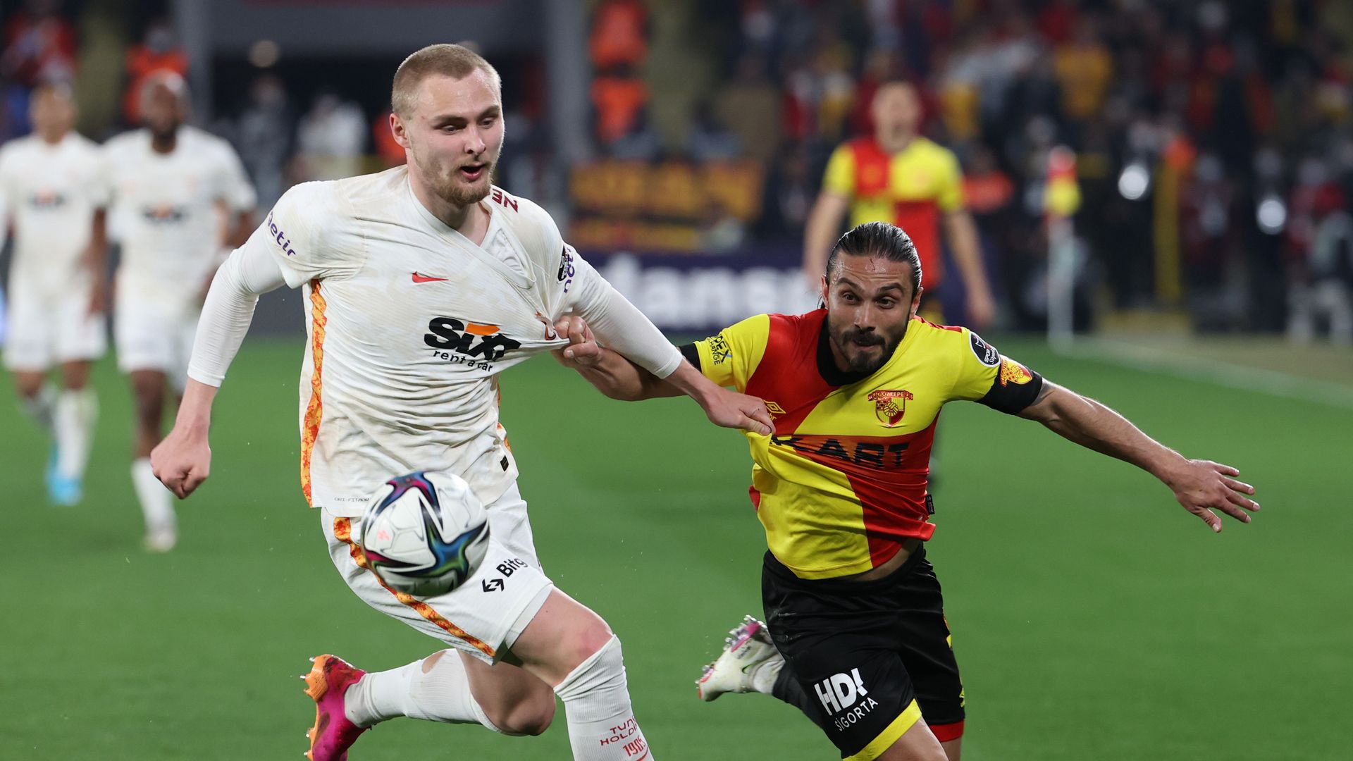 Victor Nelsson Halil Akbunar Göztepe Galatasaray