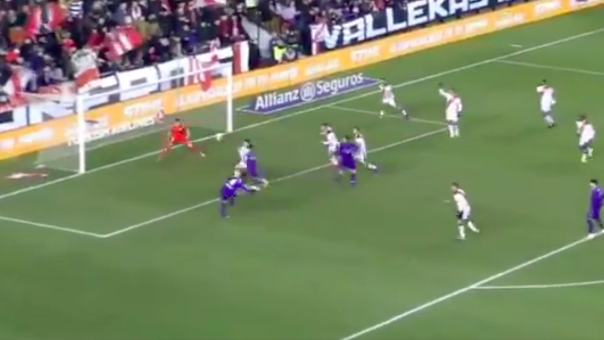 Nestor Araujo gol Rayo Vallecano 4