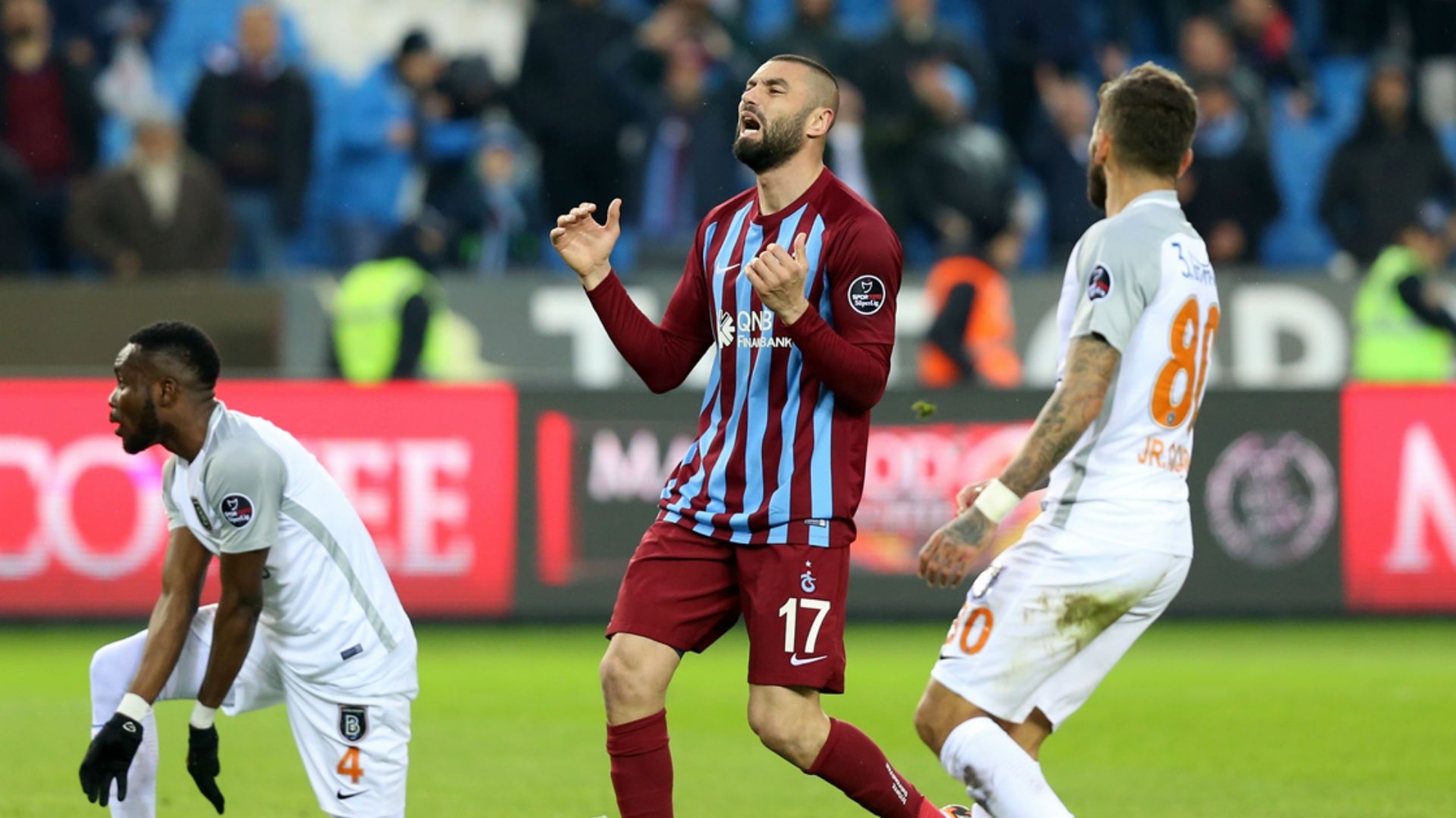 Burak Yilmaz Trabzonspor Basaksehir 02182018