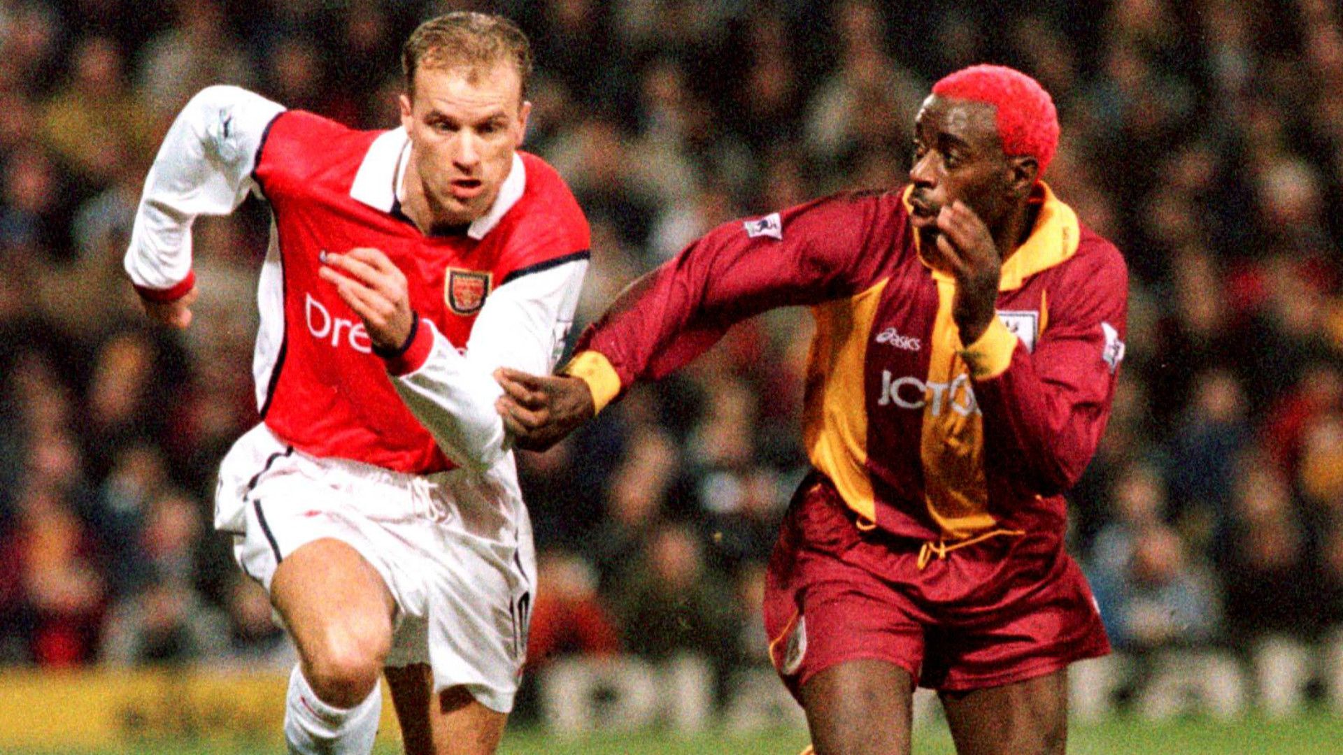 ONLY GERMANY Jamie Lawrence Dennis Bergkamp