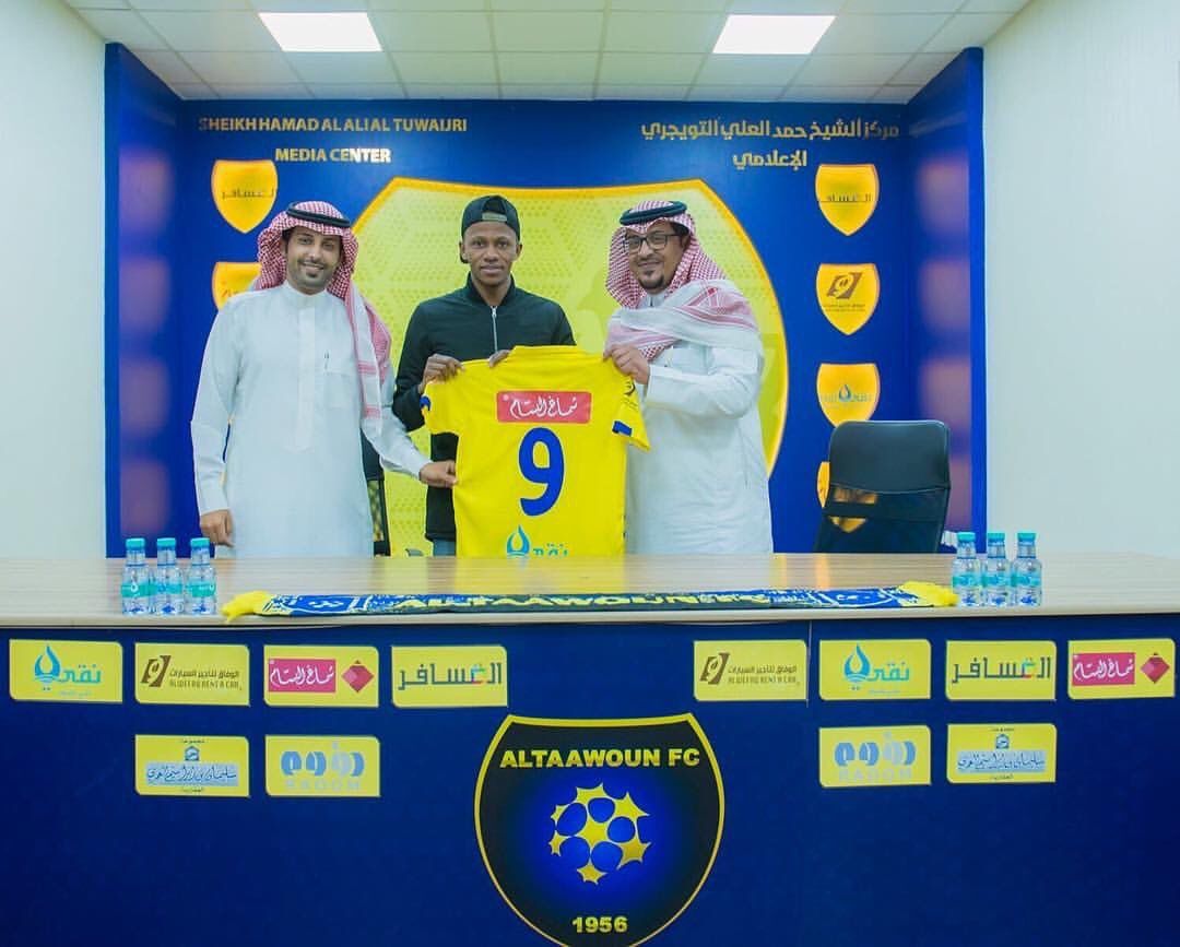 عبد الفتاح ادم