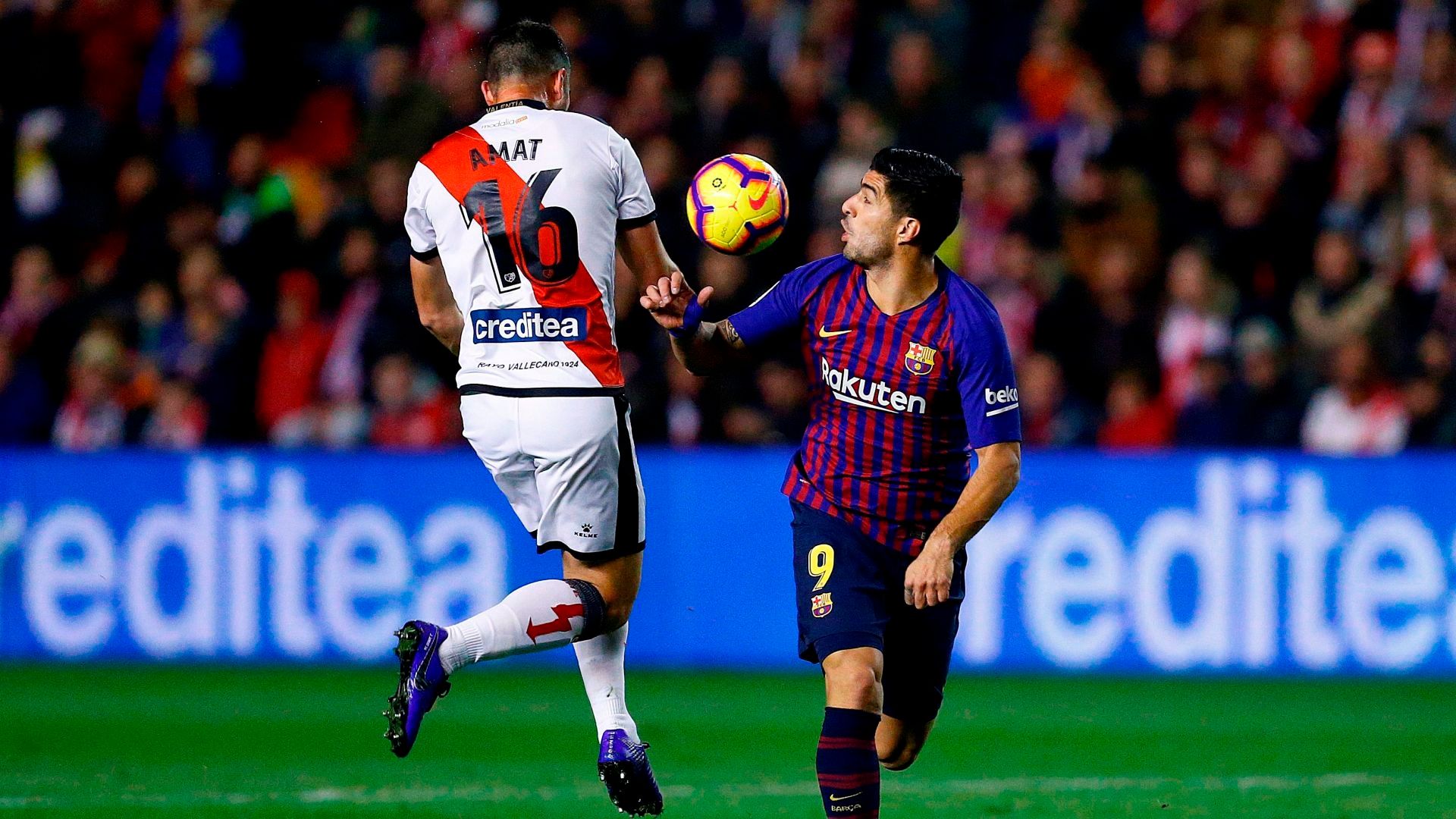 Jordi Amat Vs Luis Suarez