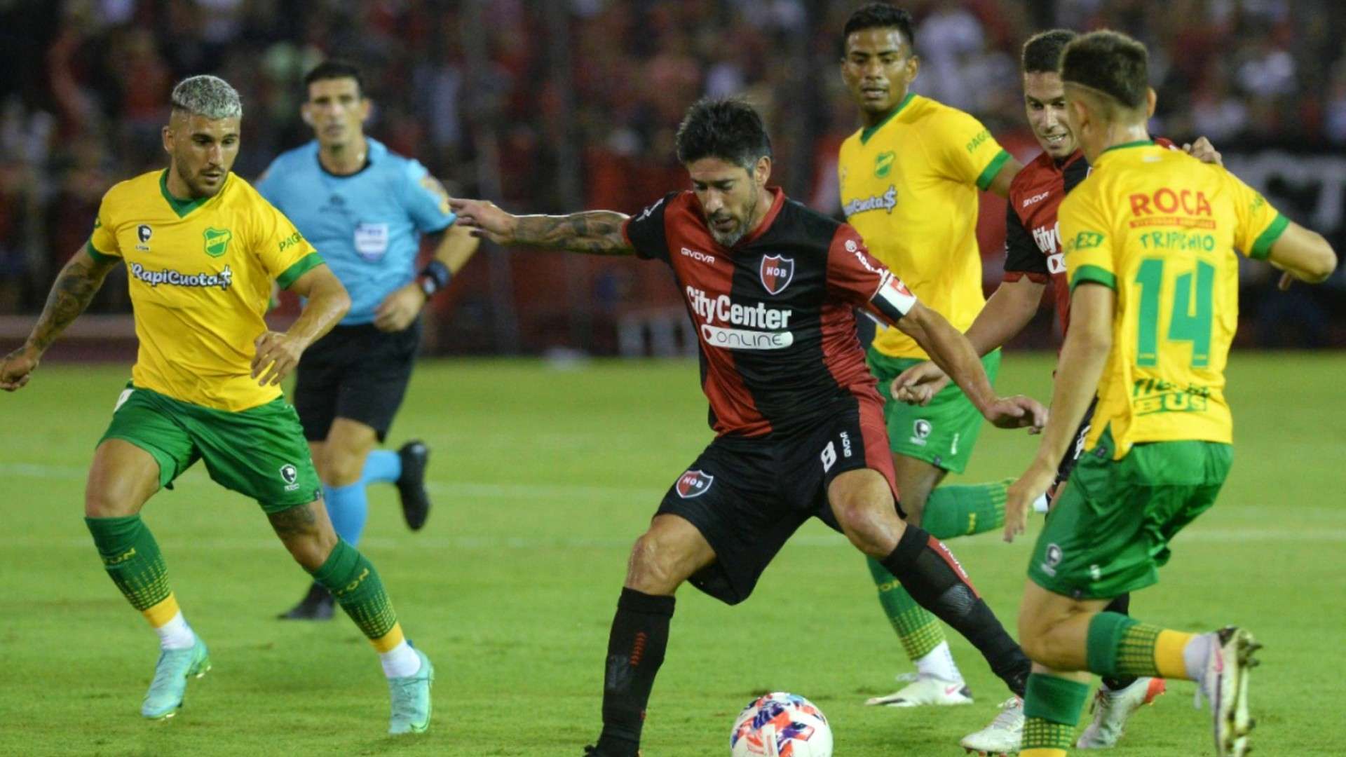 Pablo Perez Newells Defensa y Justicia Copa Liga Profesional 1002022