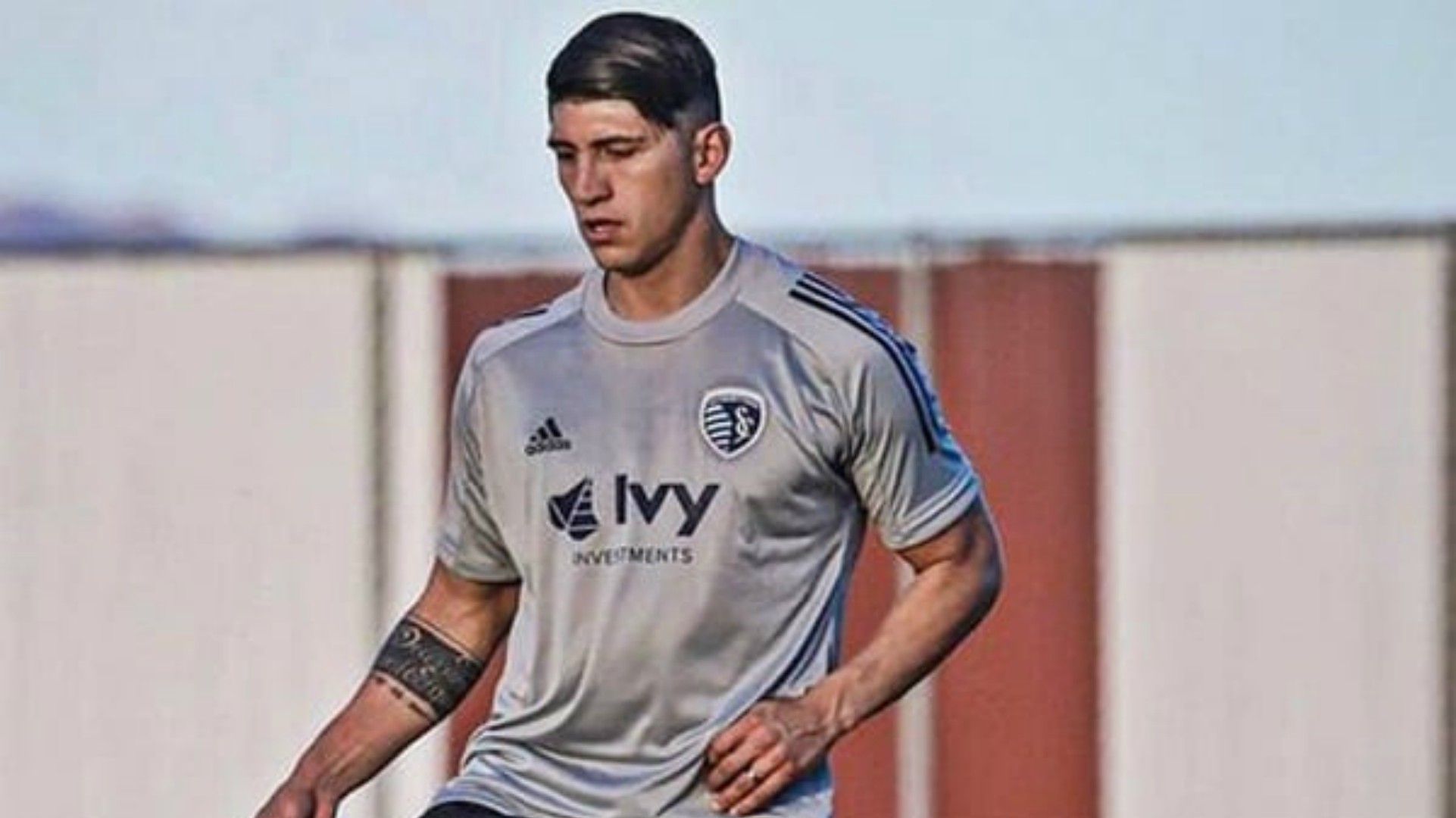 Alan Pulido Sporting KC