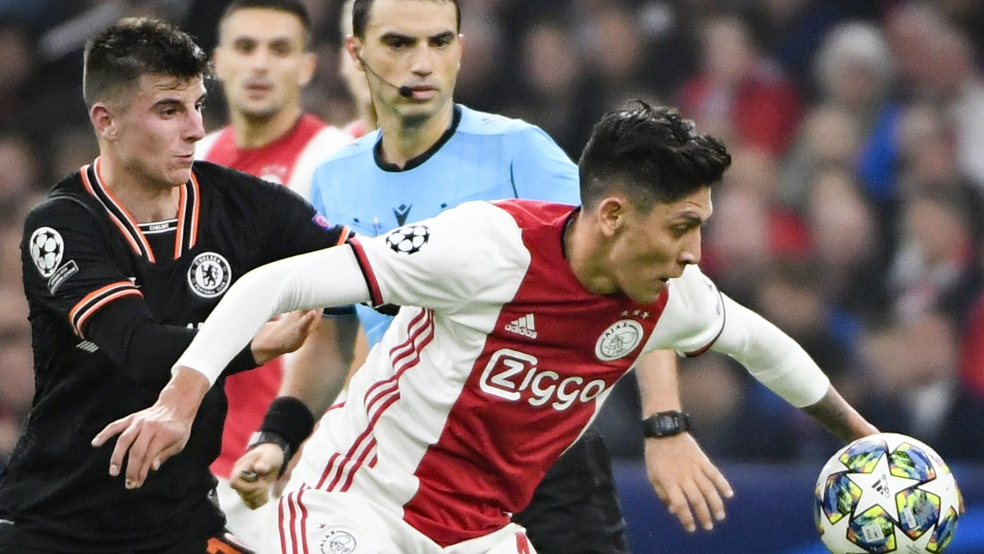 Edson Álvarez Ajax Chelsea