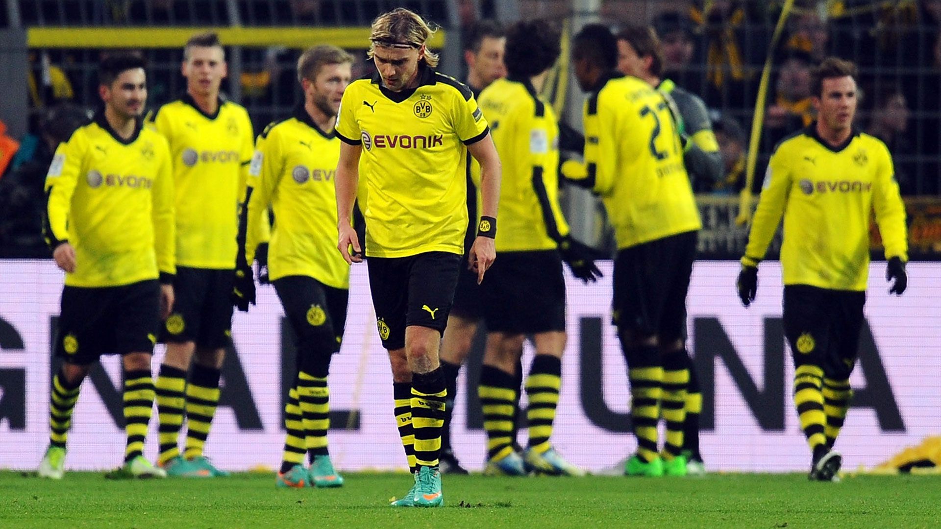 2012-13 Trikot BVB Borussia Dortmund slidelist