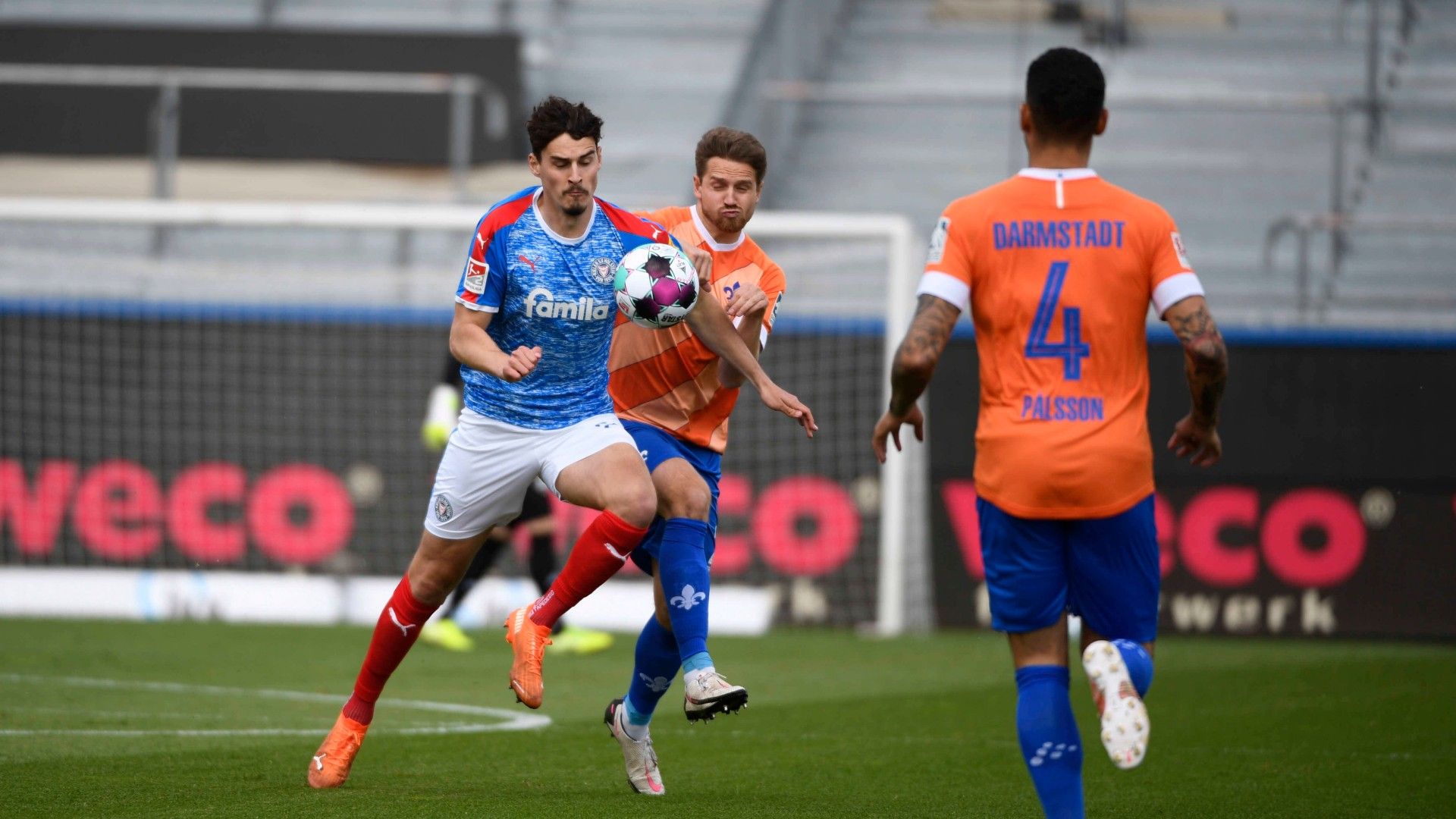 ONLY GERMANY Janni Serra Holstein Kiel Darmstadt