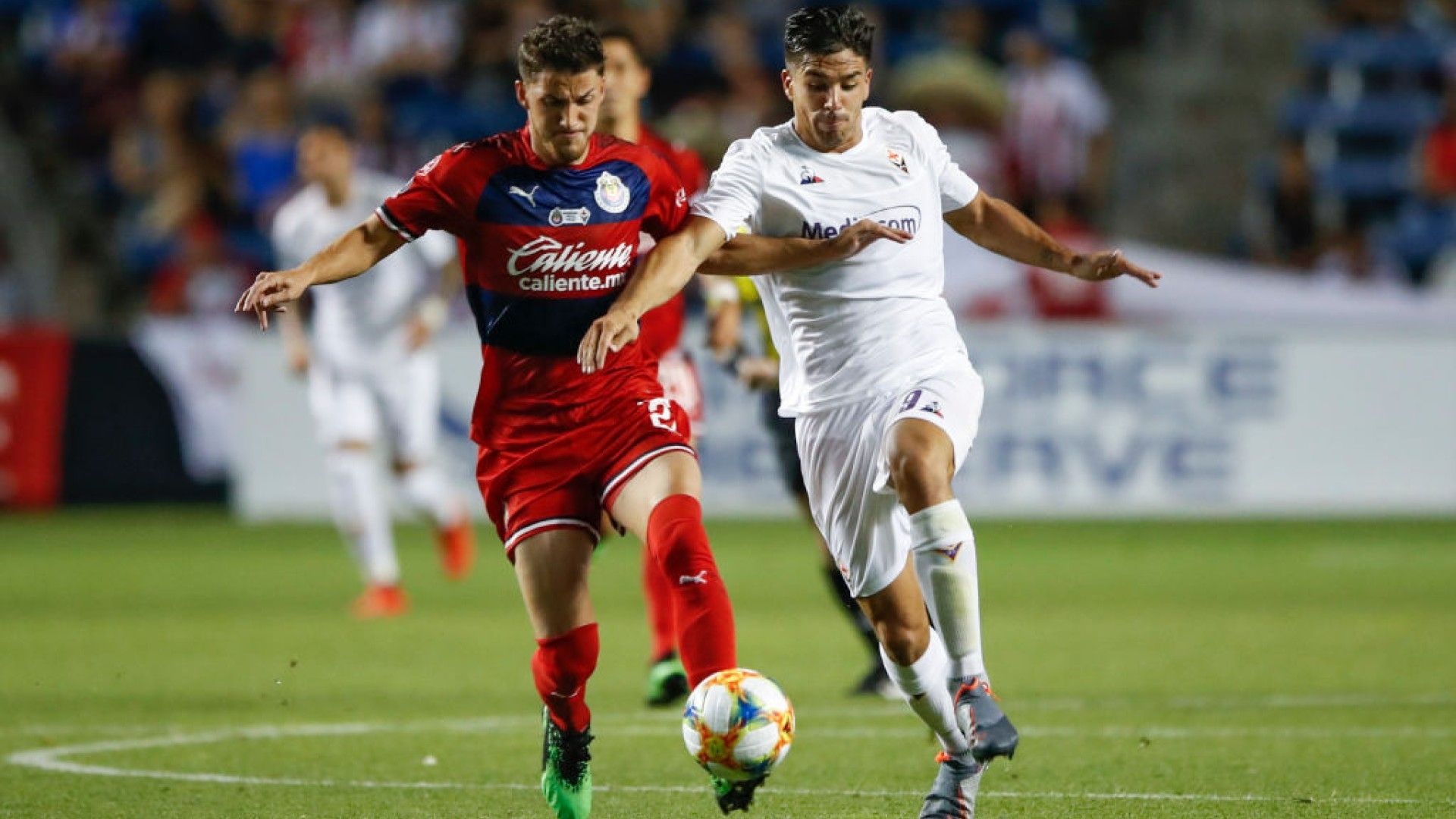 Hiram Mier Chivas Fiorentina 2019