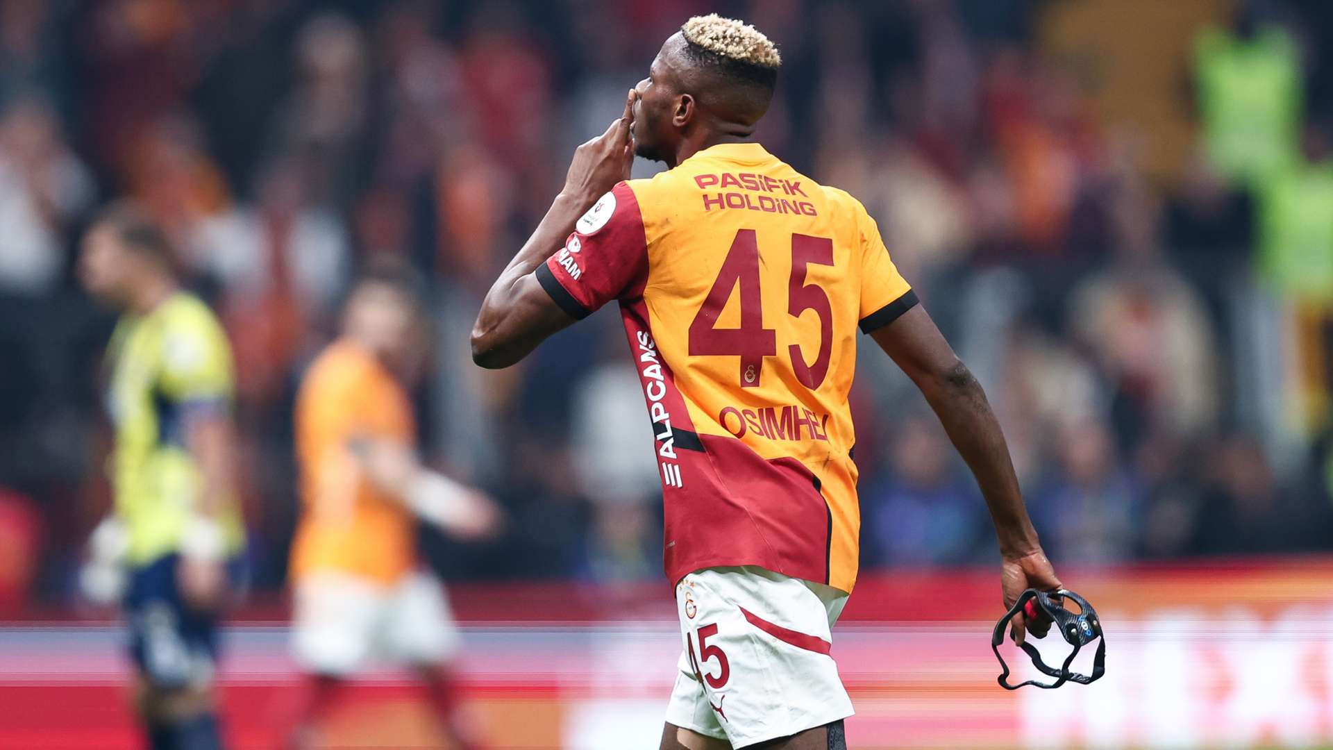 Manchester United có tỷ lệ cực cao sở hữu Osimhen, Hojlund và Zirkzee đếm ngày rời Old Trafford