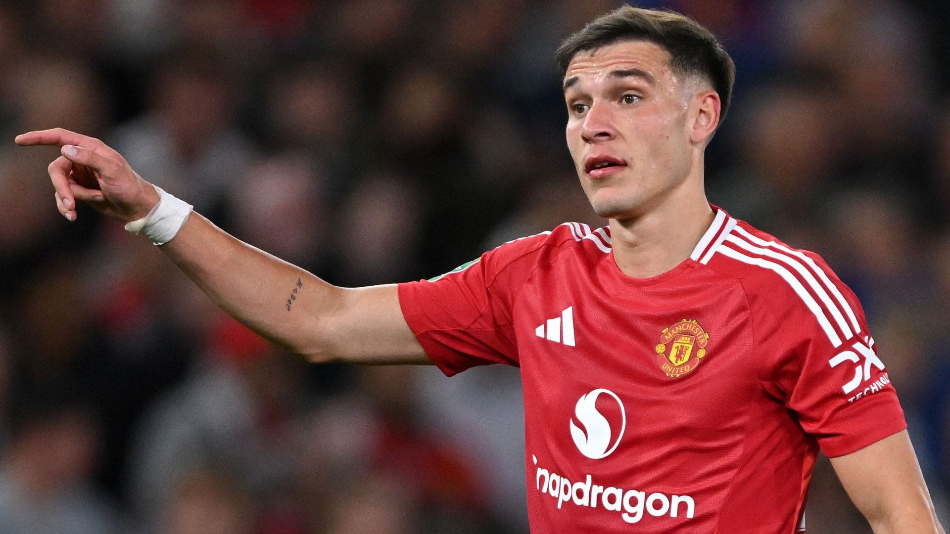 Manuel Ugarte Manchester United 2024-25