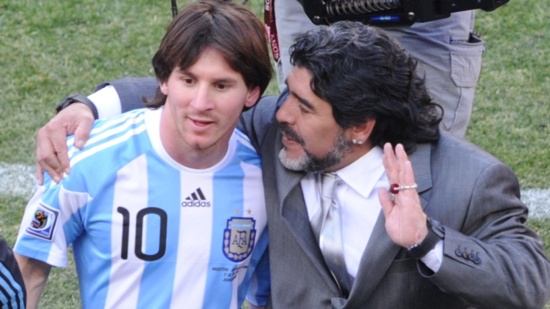 Messi Maradona 2010