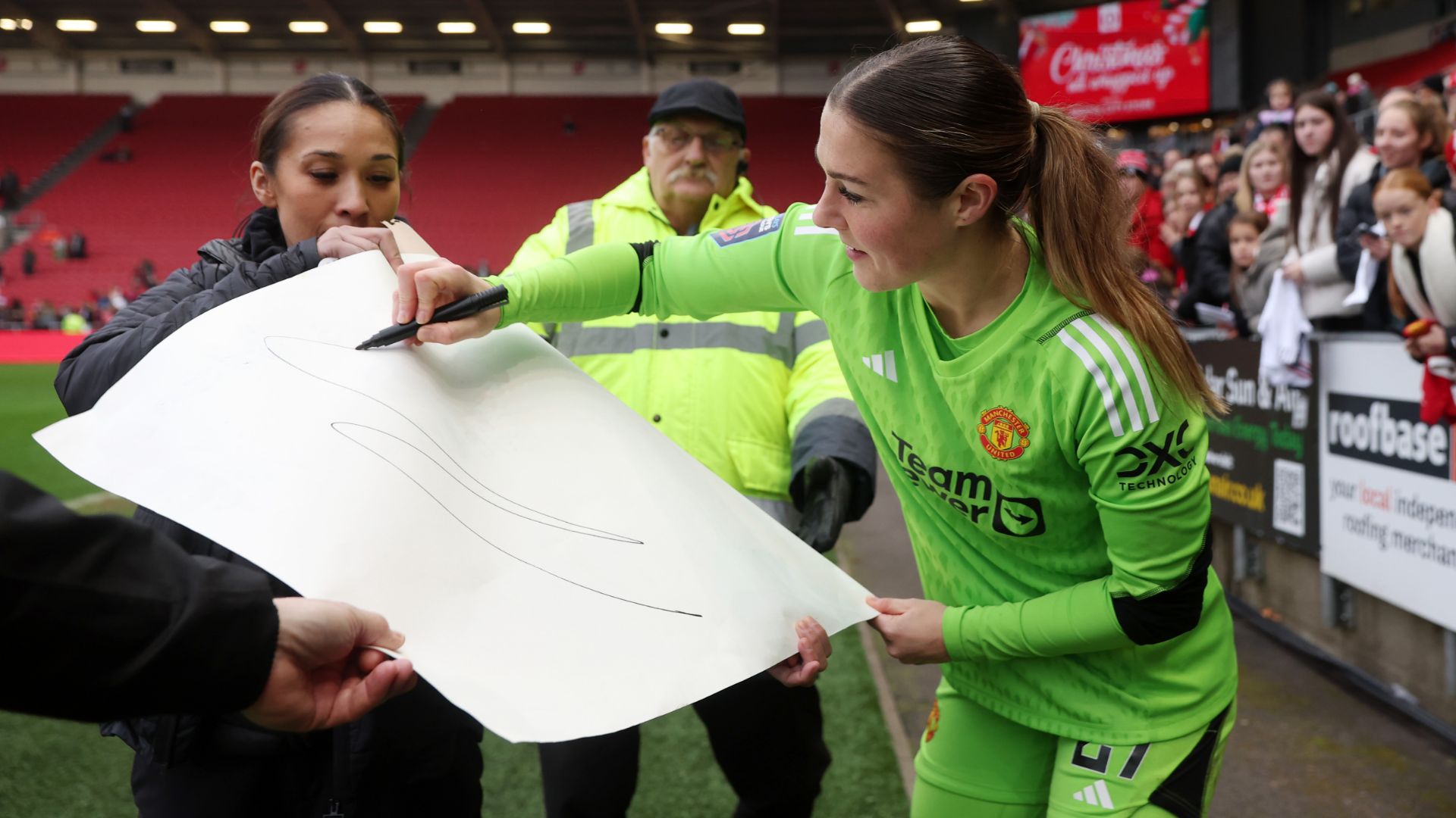 Mary Earps Man Utd 2023