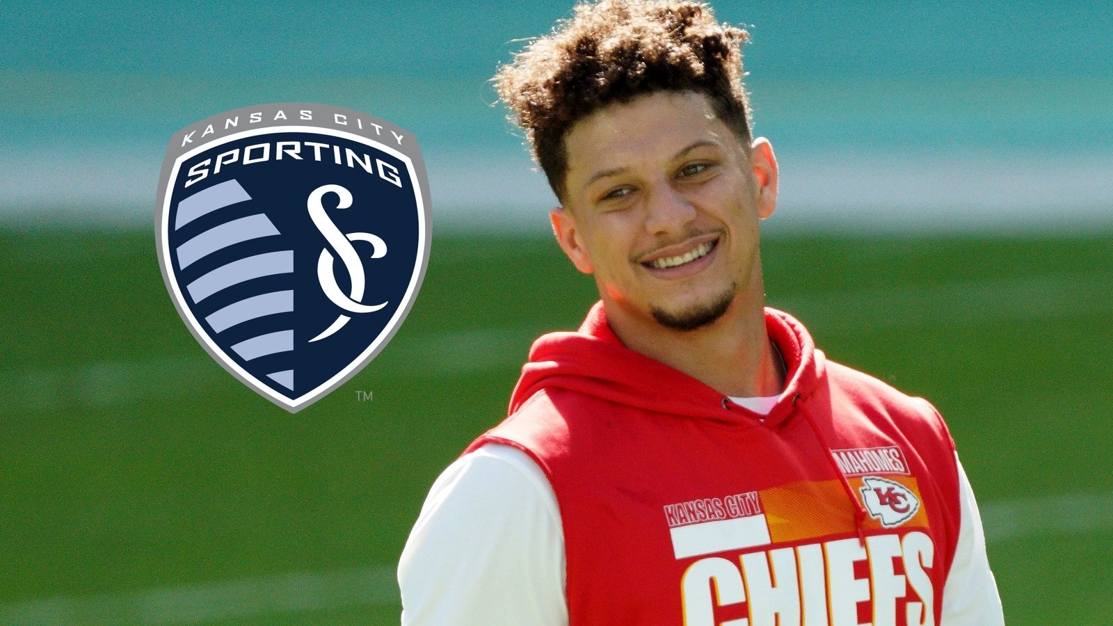 Patrick Mahomes Sporting Kansas City Chiefs