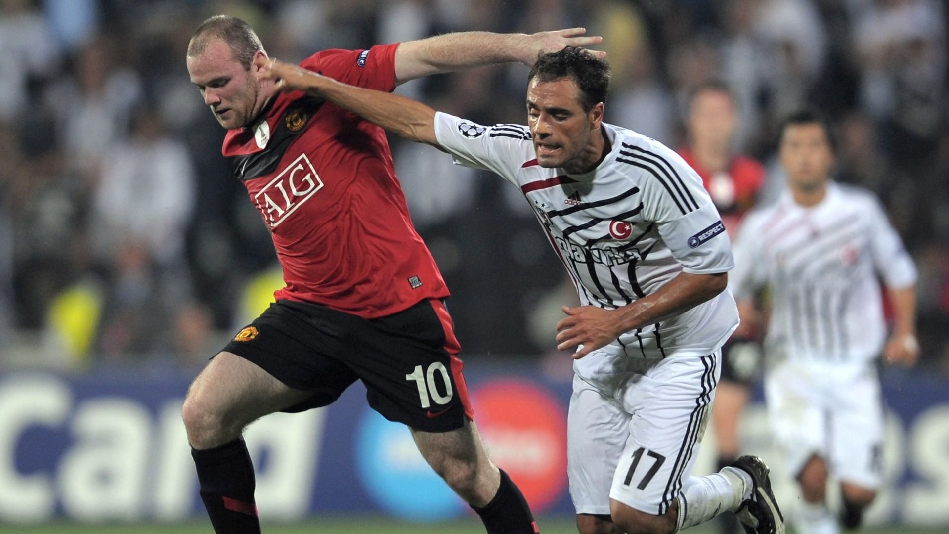 Wayne Rooney Ekrem Dag Besiktas Manchester United UCL 09152009