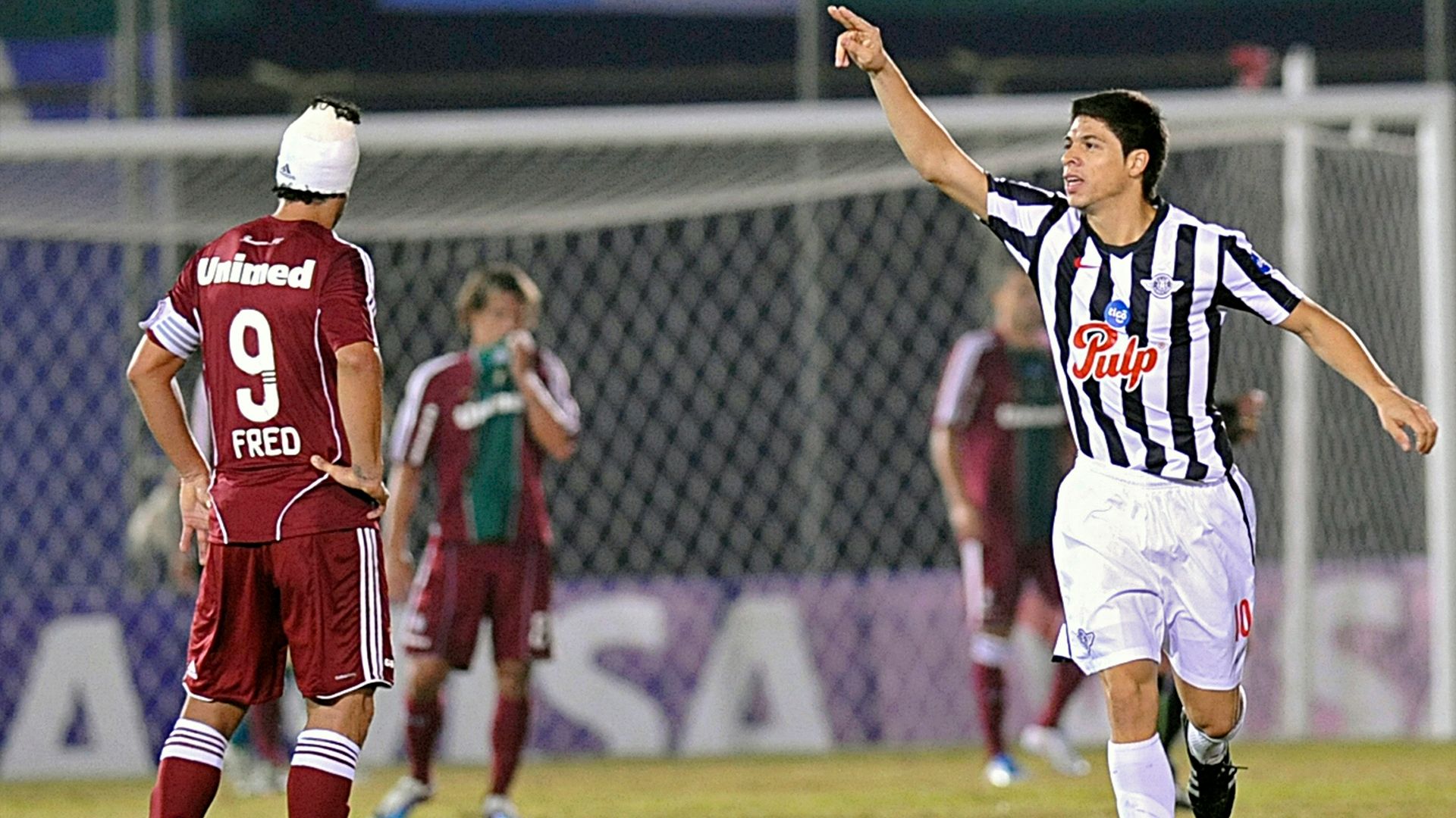 Rodrigo Rojas Libertad v Fluminense 2011 Copa Libertadores
