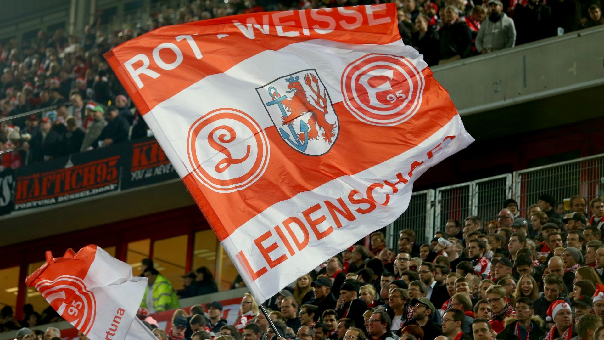 Fortuna Dusseldorf fans 2. Bundesliga 12072016