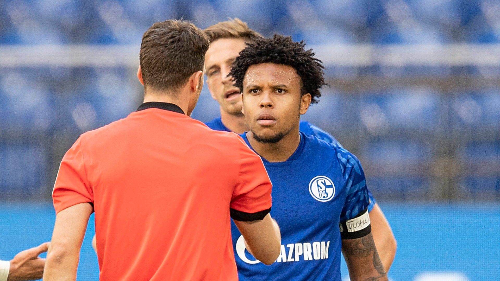ONLY GERMANY Weston McKennie Schalke 04 Bundesliga