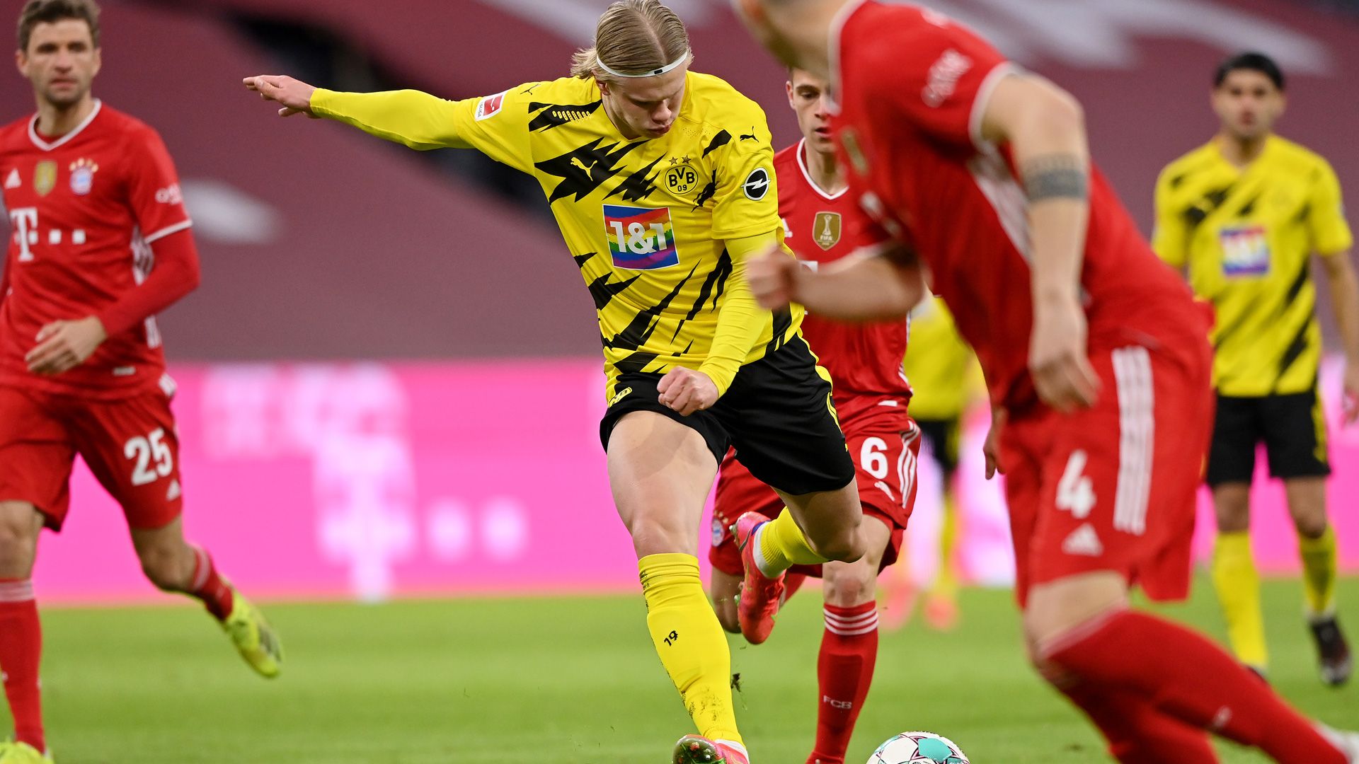 Erling Haaland Borussia Dortmund FC Bayern