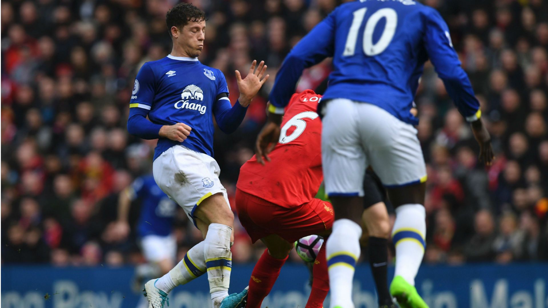 Dejan Lovren Ross Barkley Liverpool Everton Premier league 01042017