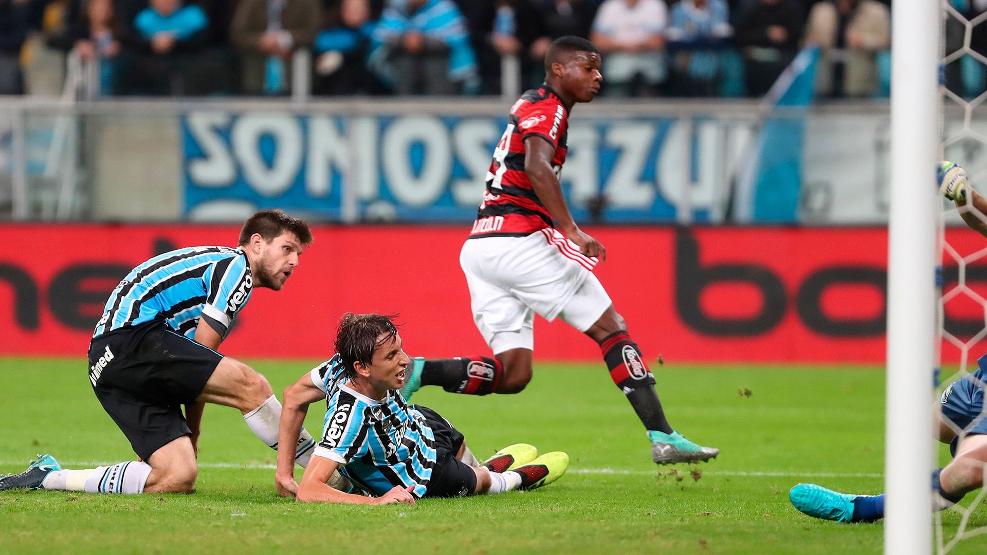 Lincoln Geromel Kannemann Gremio Flamengo Copa do Brasil 01082018