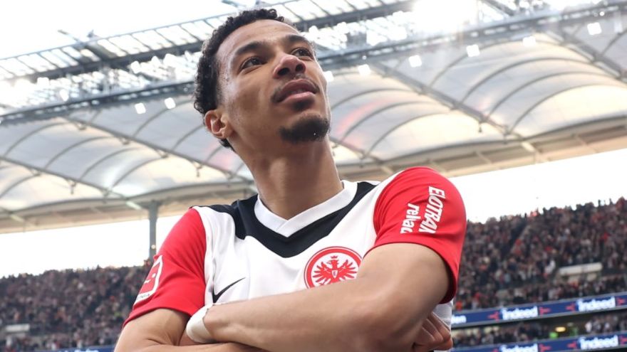 GOAL%20-%20Blank%20WEB%20-%20Facebook(2267) Liverpool raise Hugo Ekitike bid! Reds make eye-watering €90m offer to Eintracht Frankfurt for in-demand striker