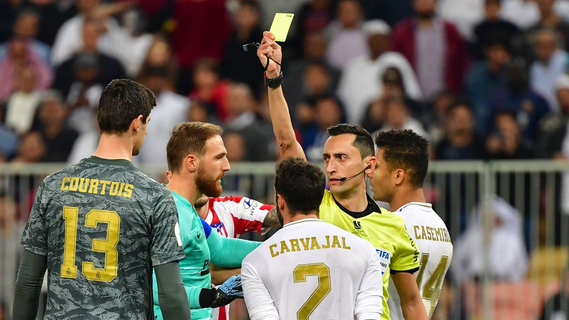 Árbitro en el Real Madrid-Atlético