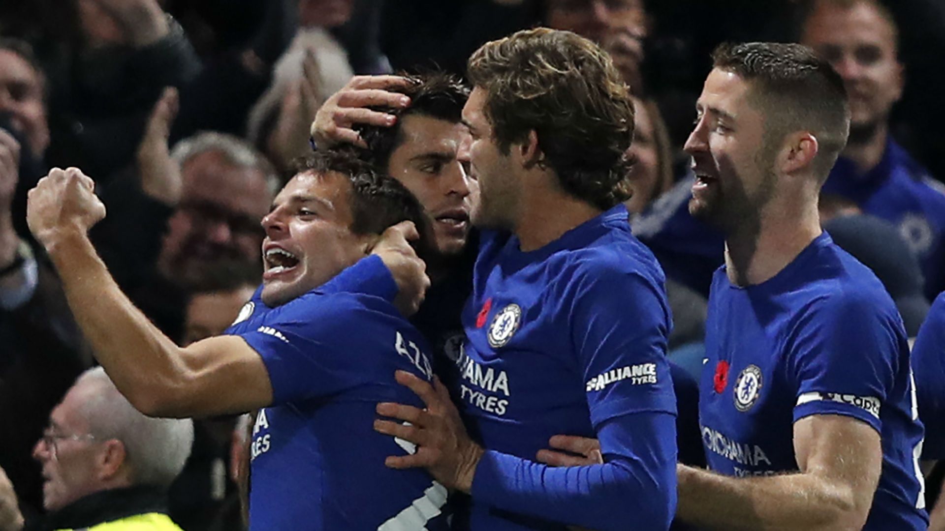 Chelsea celebrate v Manchester United