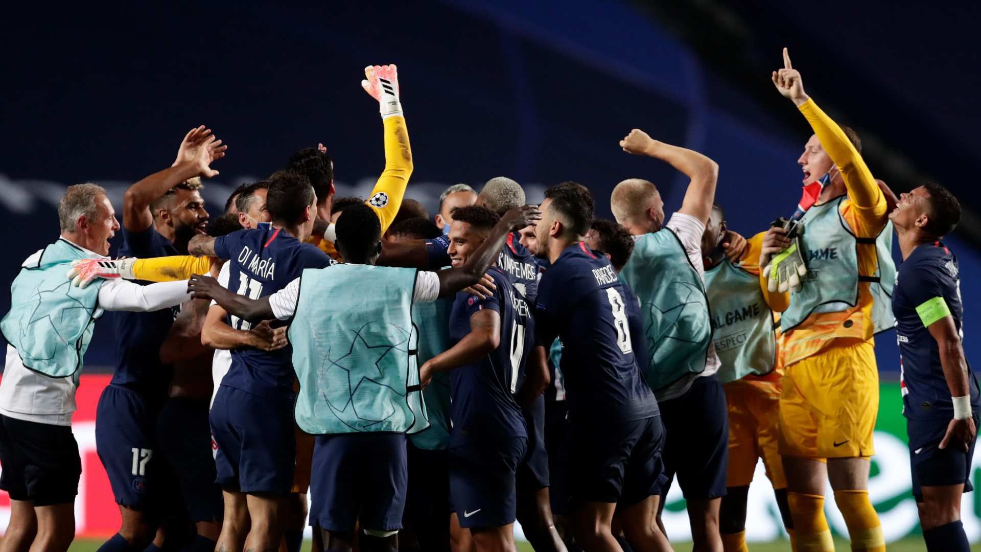 2020-08-18 PSG celebration