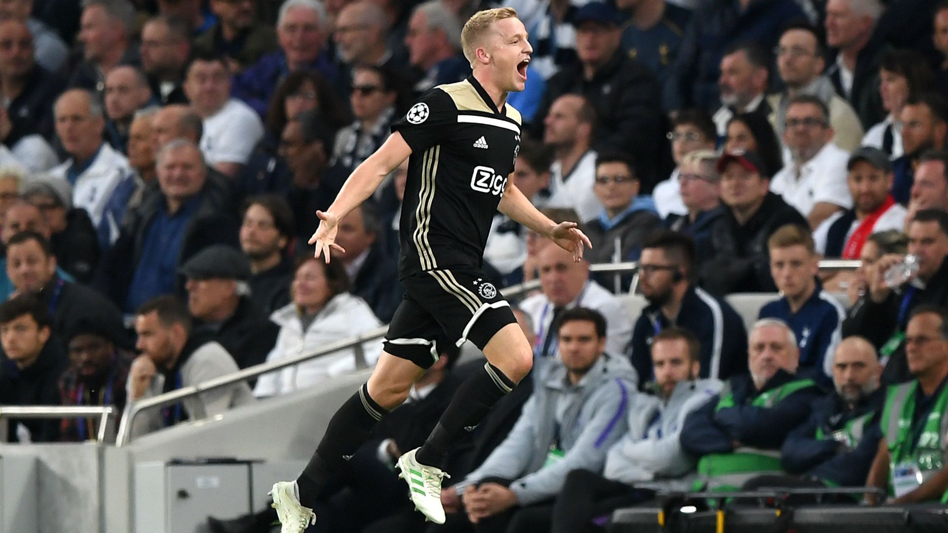 vandebeek_tottenham-ajax_Getty_01052019