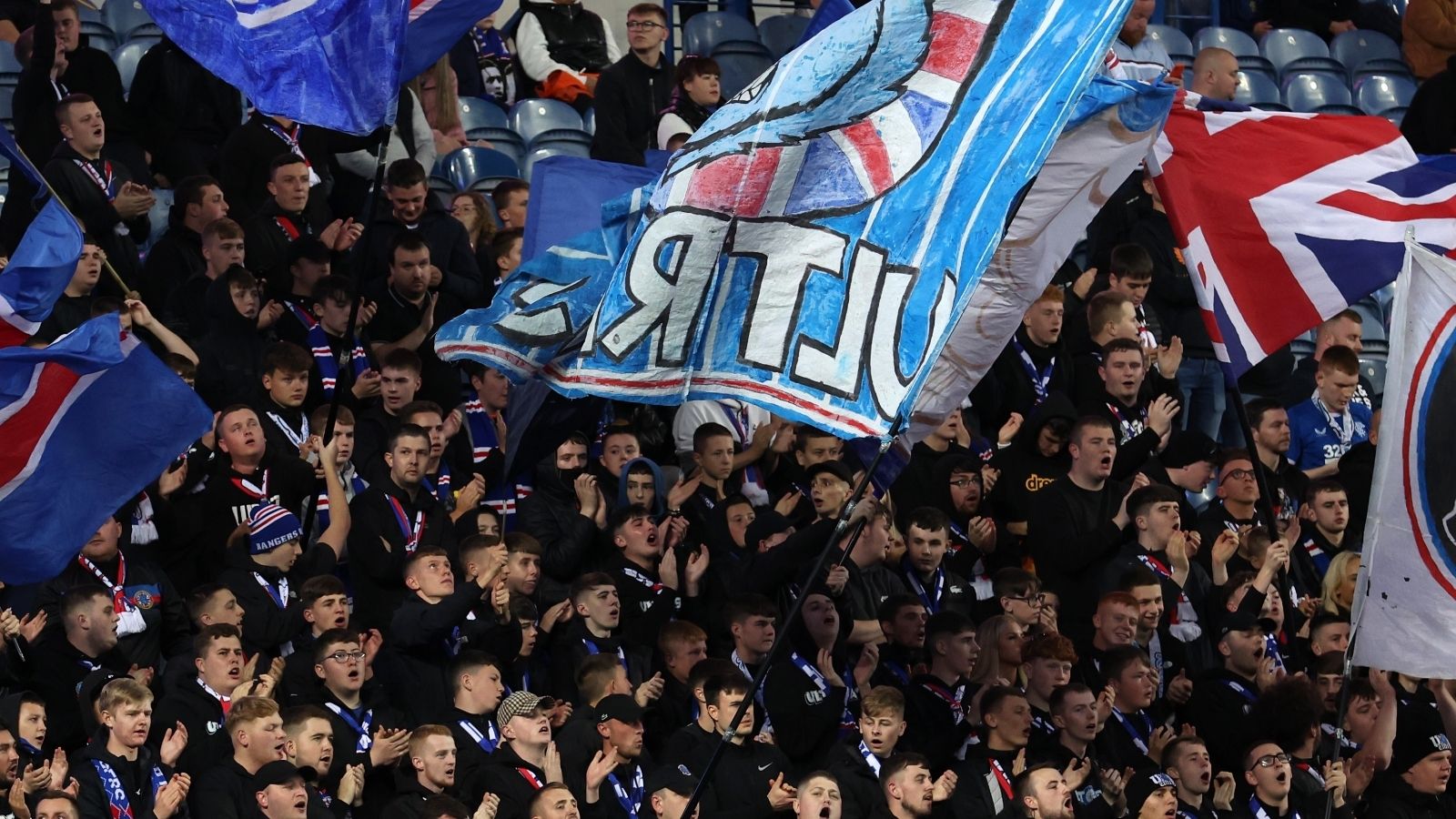 Rangers Women fans 2022-23