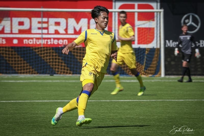 이승우 신트트라위던 crop