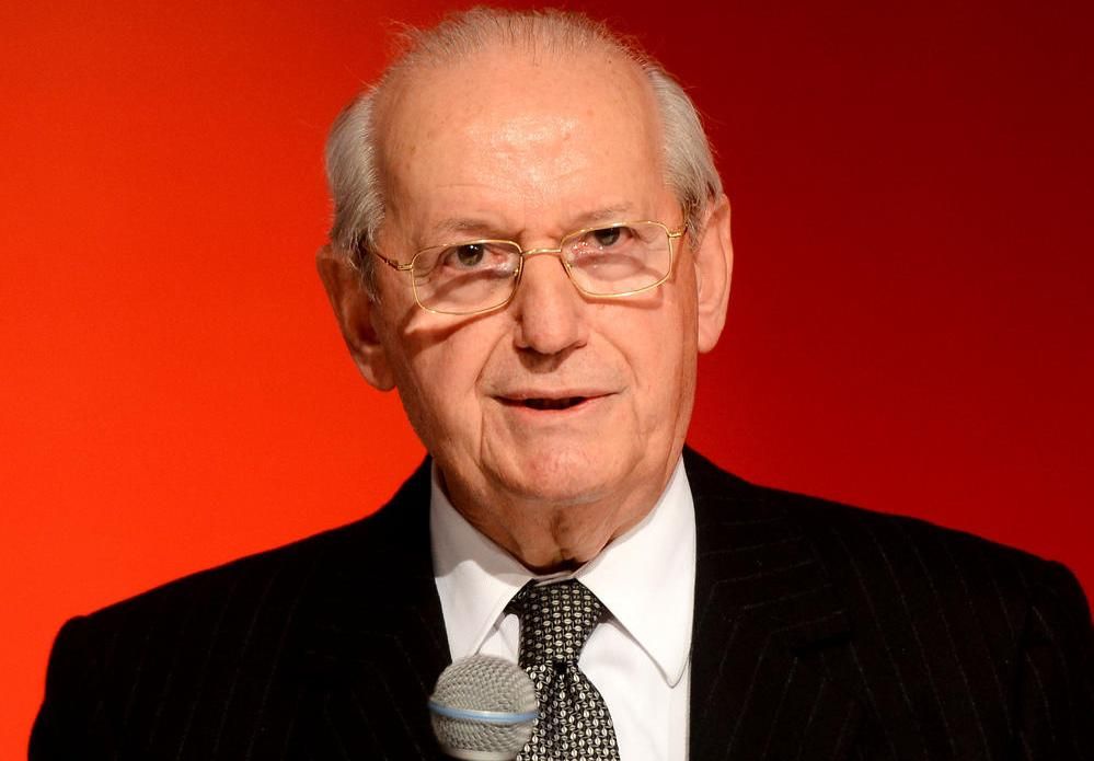 Şenes Erzik