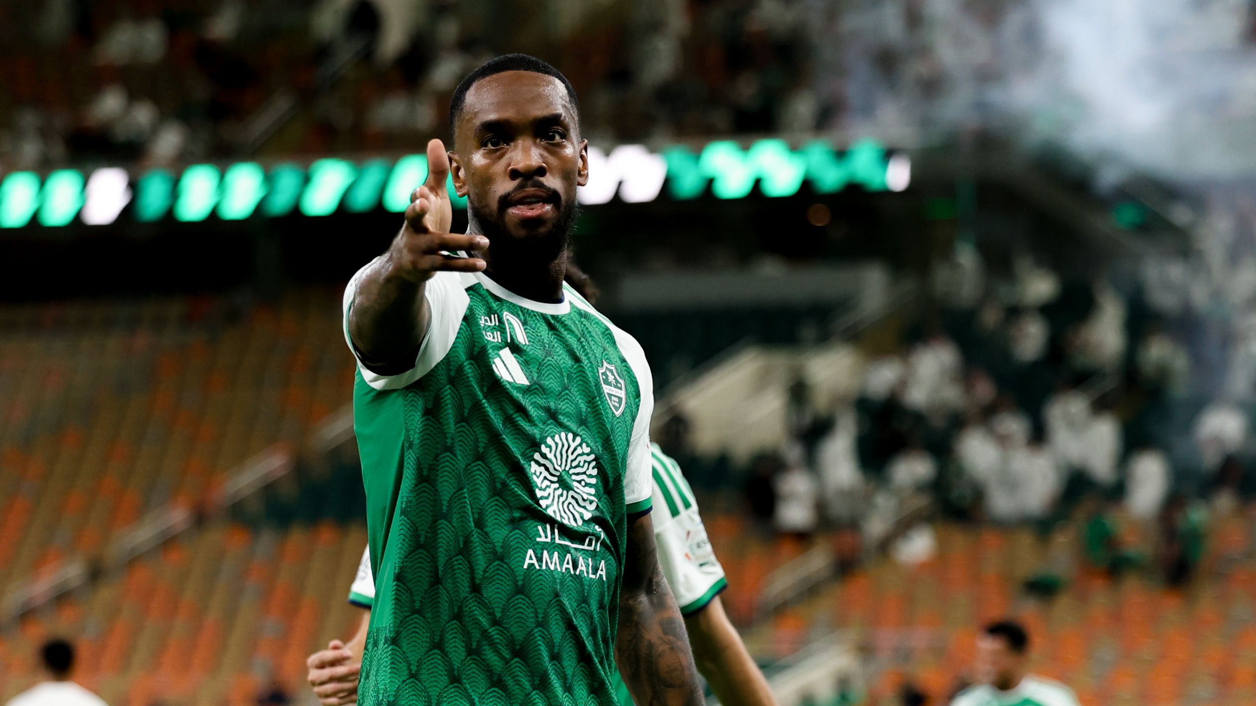 Vídeo: com hat-trick de Toney, Al-Ahli pressiona Al-Hilal e Al-Nassr no topo da Roshn League
