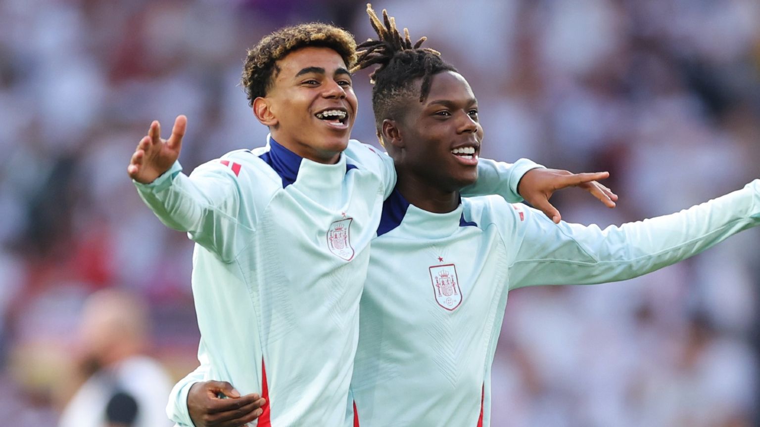 Barcelona hold talks with Nico Williams as Spanish superstar weighs up move away from Athletic Club - with Deco leading pursuit of 22-year-old | Goal.com UK