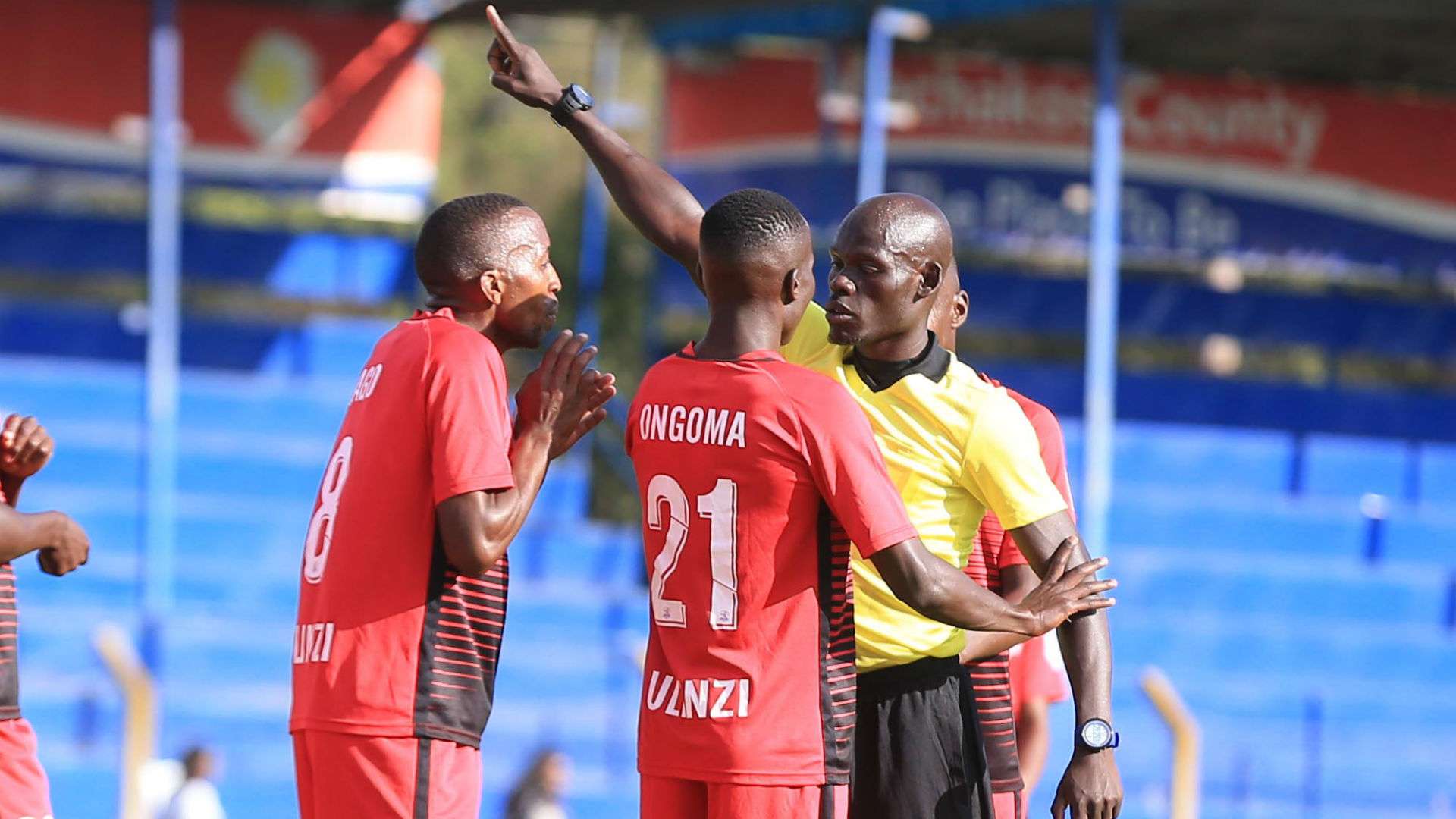 Bernard Ongoma of Ulinzi Stars vs KPL referees.