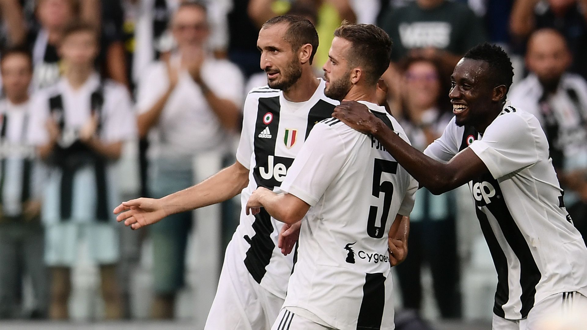 Juventus celebrating Lazio Serie A
